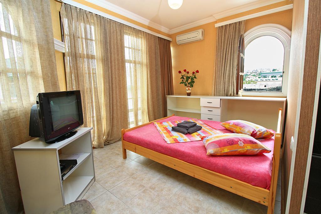 Babilina Hotel Tbilisi Exterior photo