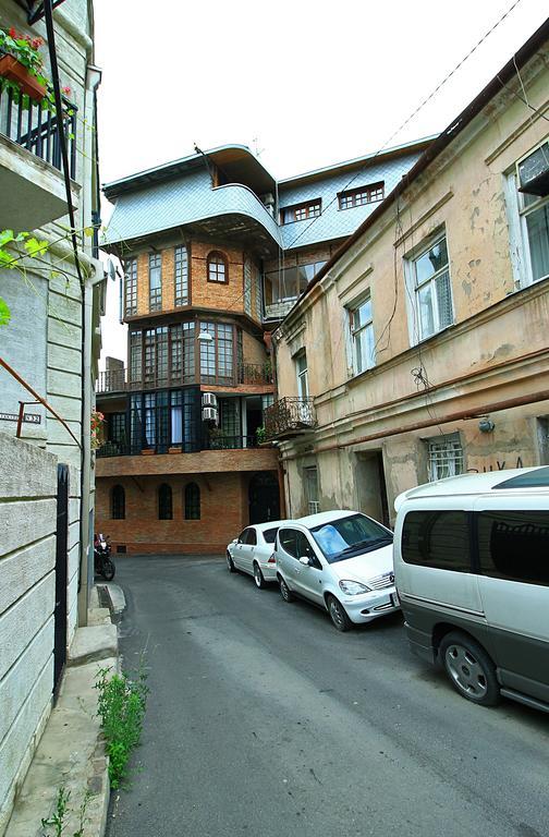 Babilina Hotel Tbilisi Exterior photo