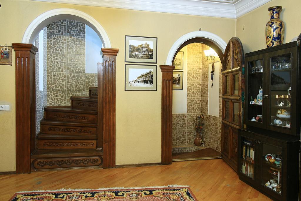 Babilina Hotel Tbilisi Exterior photo